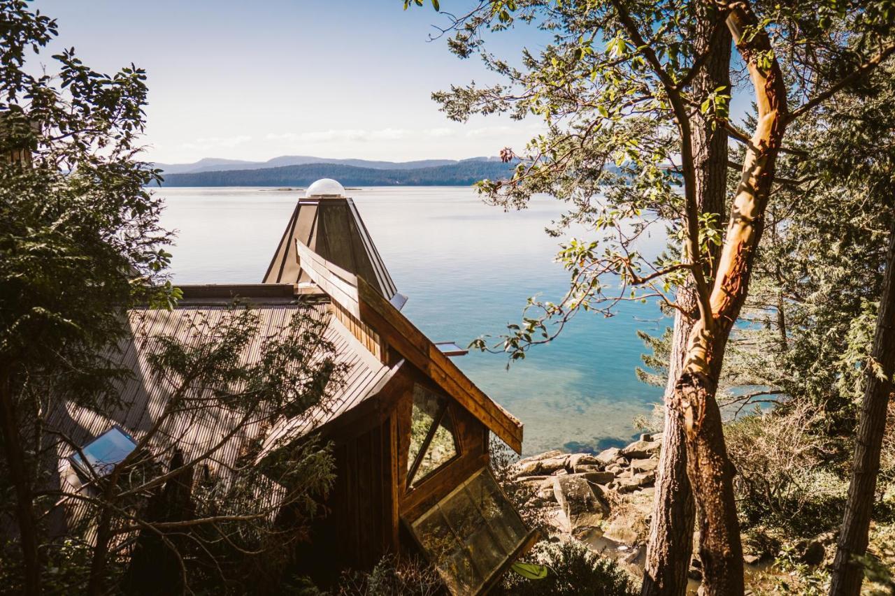 Serenity By The Sea Retreats Montague Harbour ภายนอก รูปภาพ